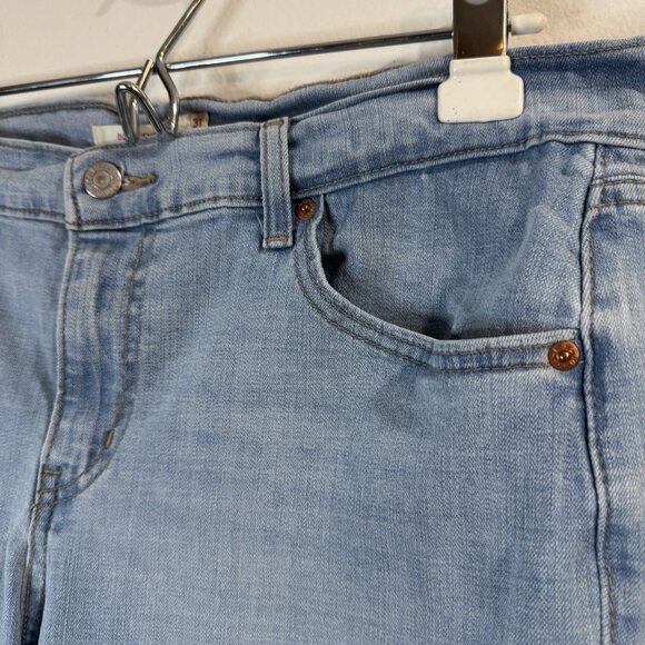 Levi's Levi Strauss Boyfriend Jeans 31 / 12 Light Wash Stretch Mid Rise Ankle - Picture 2 of 8